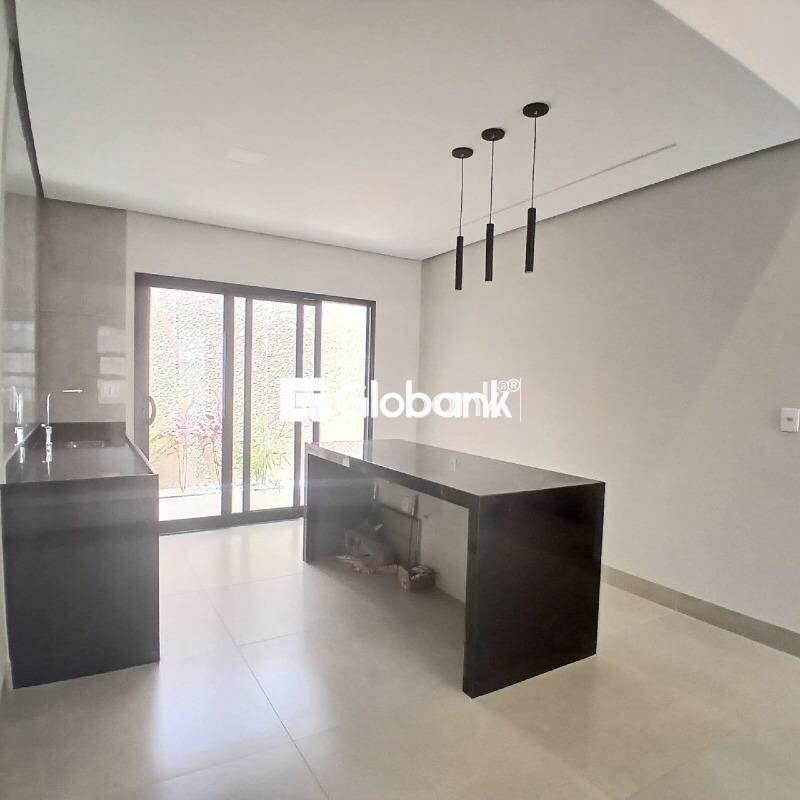 Casa 3 quartos à venda Loteamento Jardim Niemeyer 120m² Montes Claros MG: 