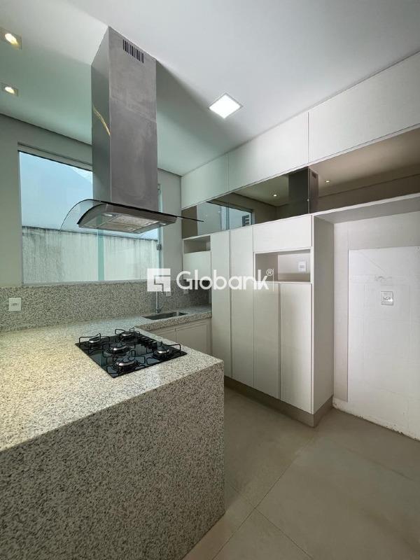 Casa 3 quartos à venda Augusta Mota 220m² Montes Claros MG: 
