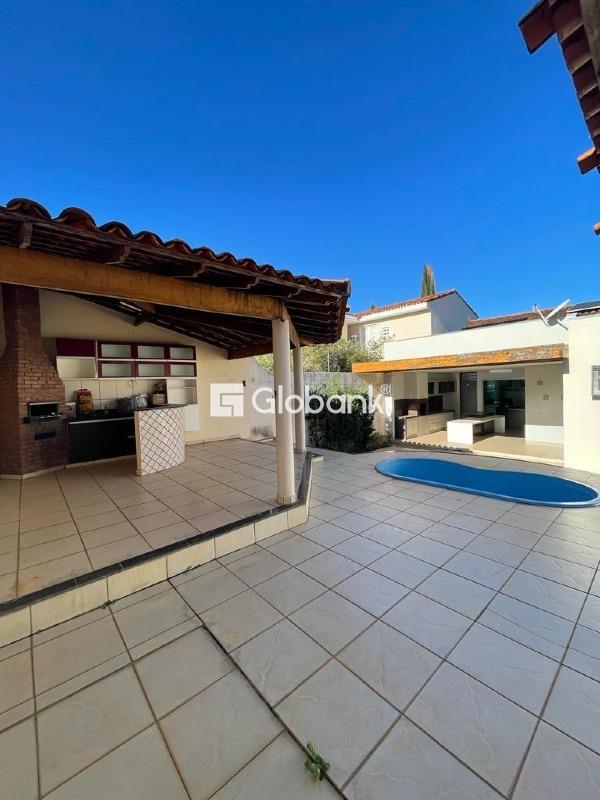 Casa 3 quartos à venda Augusta Mota 220m² Montes Claros MG: 