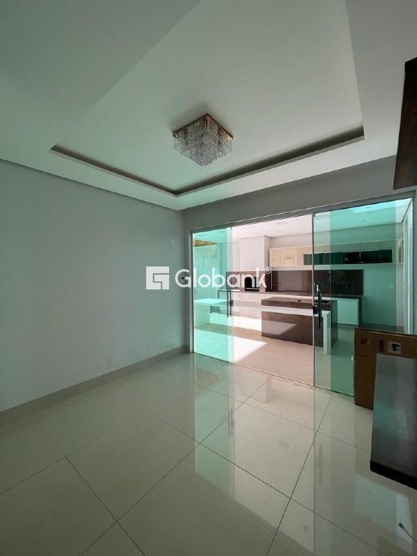 Casa 3 quartos à venda Augusta Mota 220m² Montes Claros MG: 