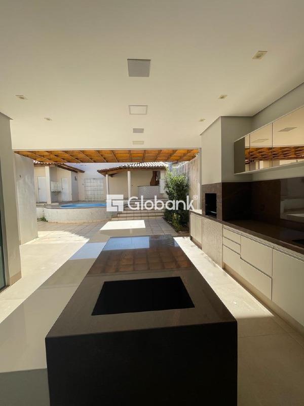 Casa 3 quartos à venda Augusta Mota 220m² Montes Claros MG: 