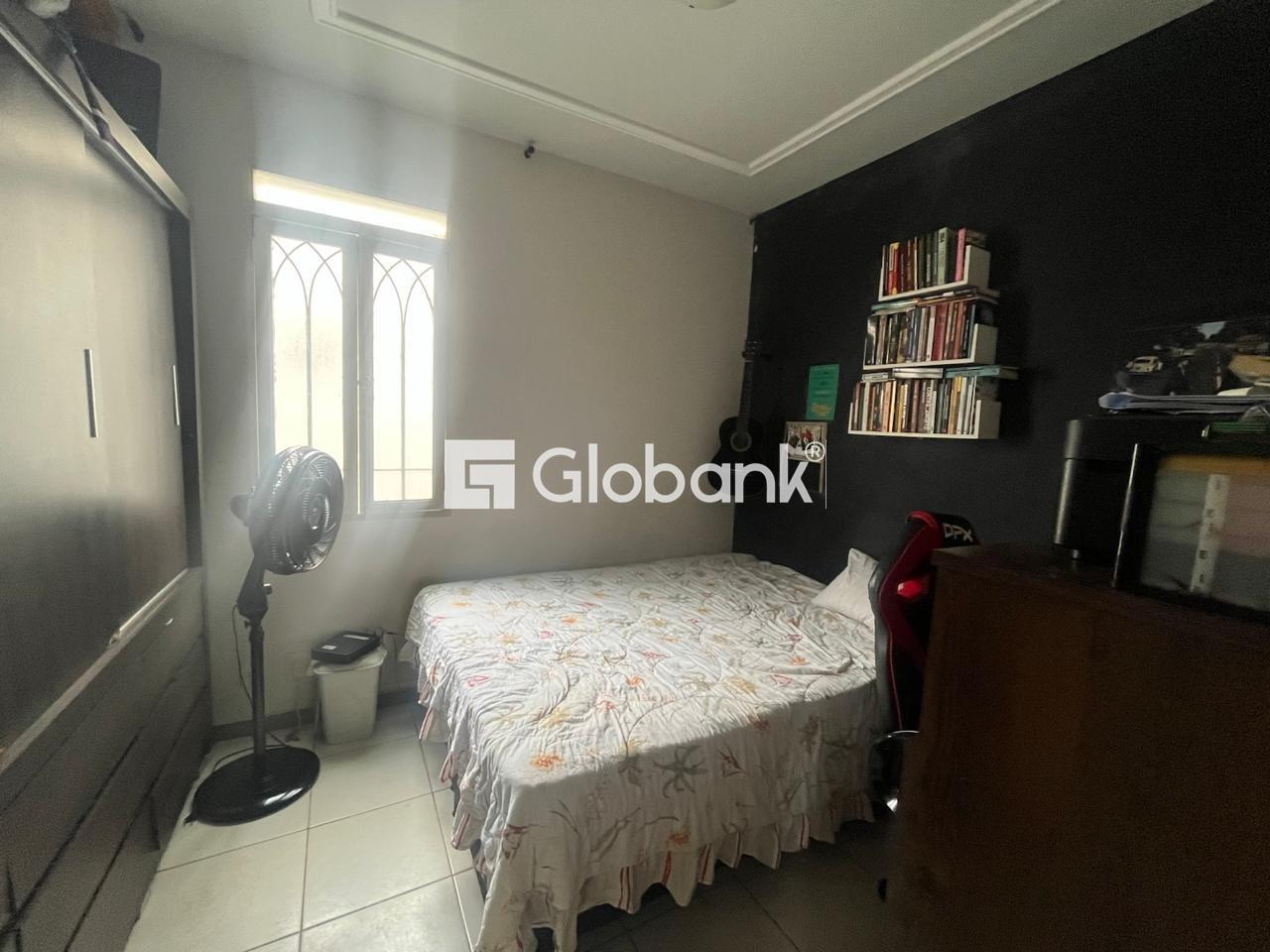 Casa 4 quartos à venda Augusta Mota 250m² Montes Claros MG: 