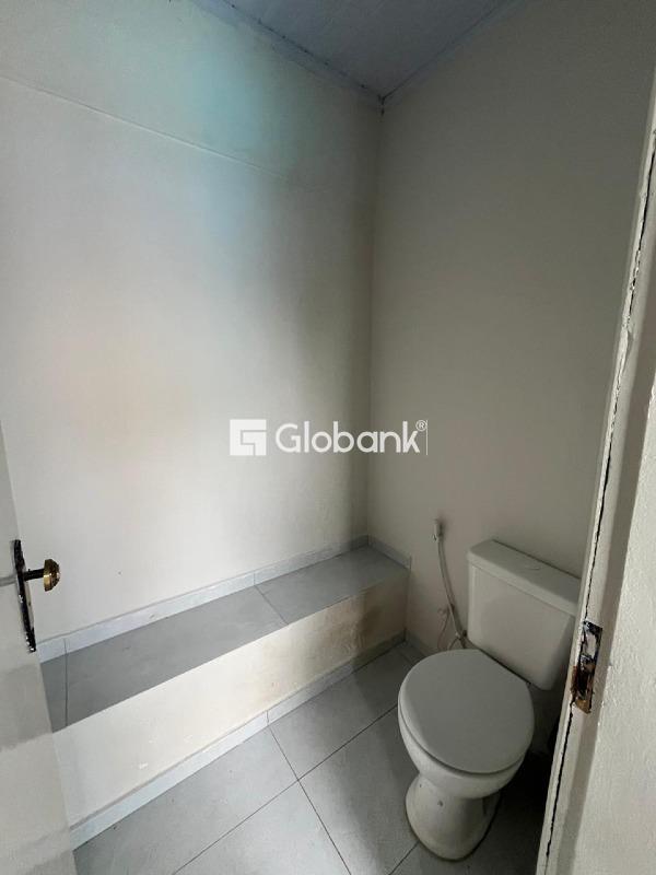 Casa 4 quartos à venda Augusta Mota 250m² Montes Claros MG: 