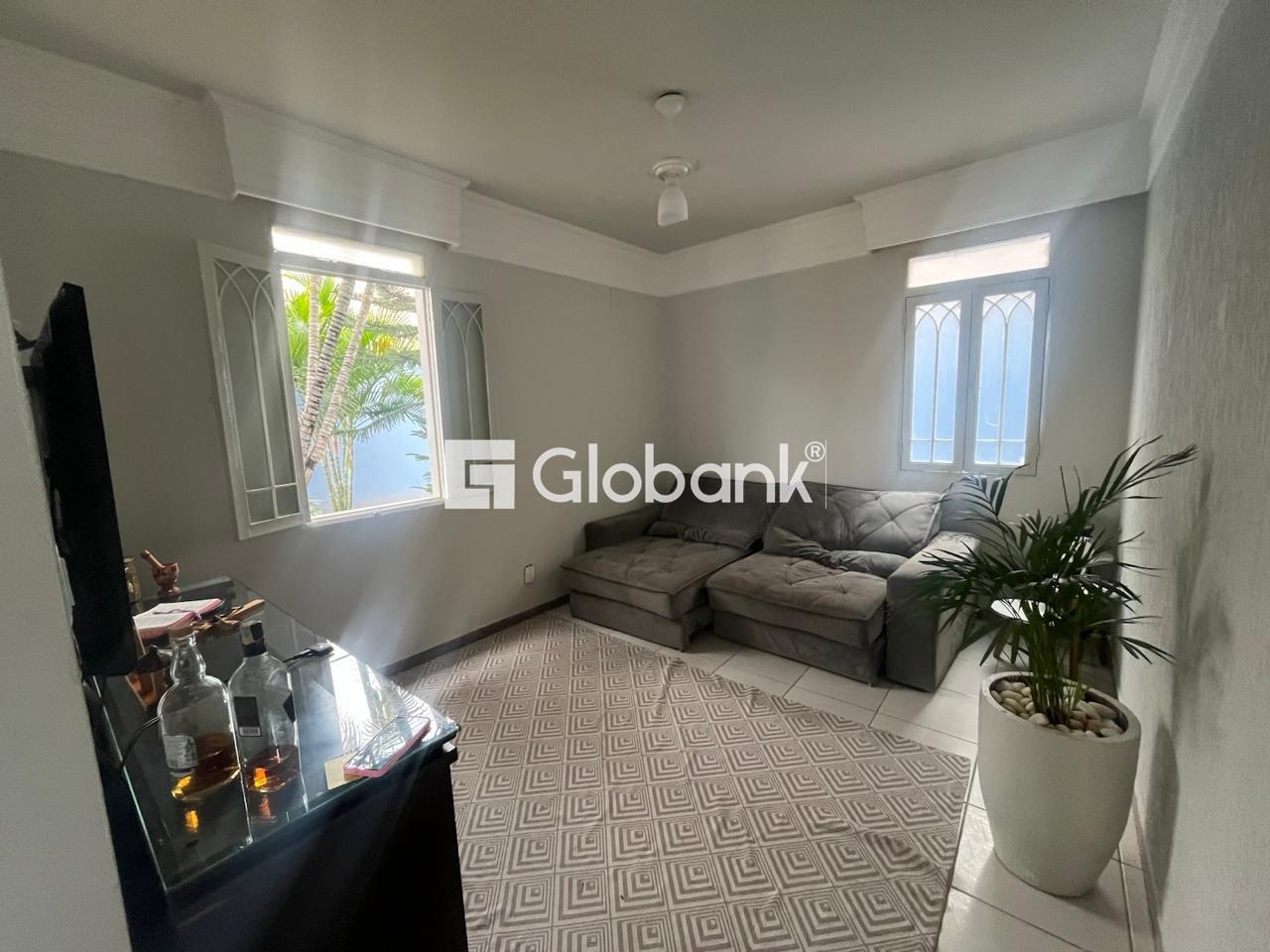 Casa 4 quartos à venda Augusta Mota 250m² Montes Claros MG: 