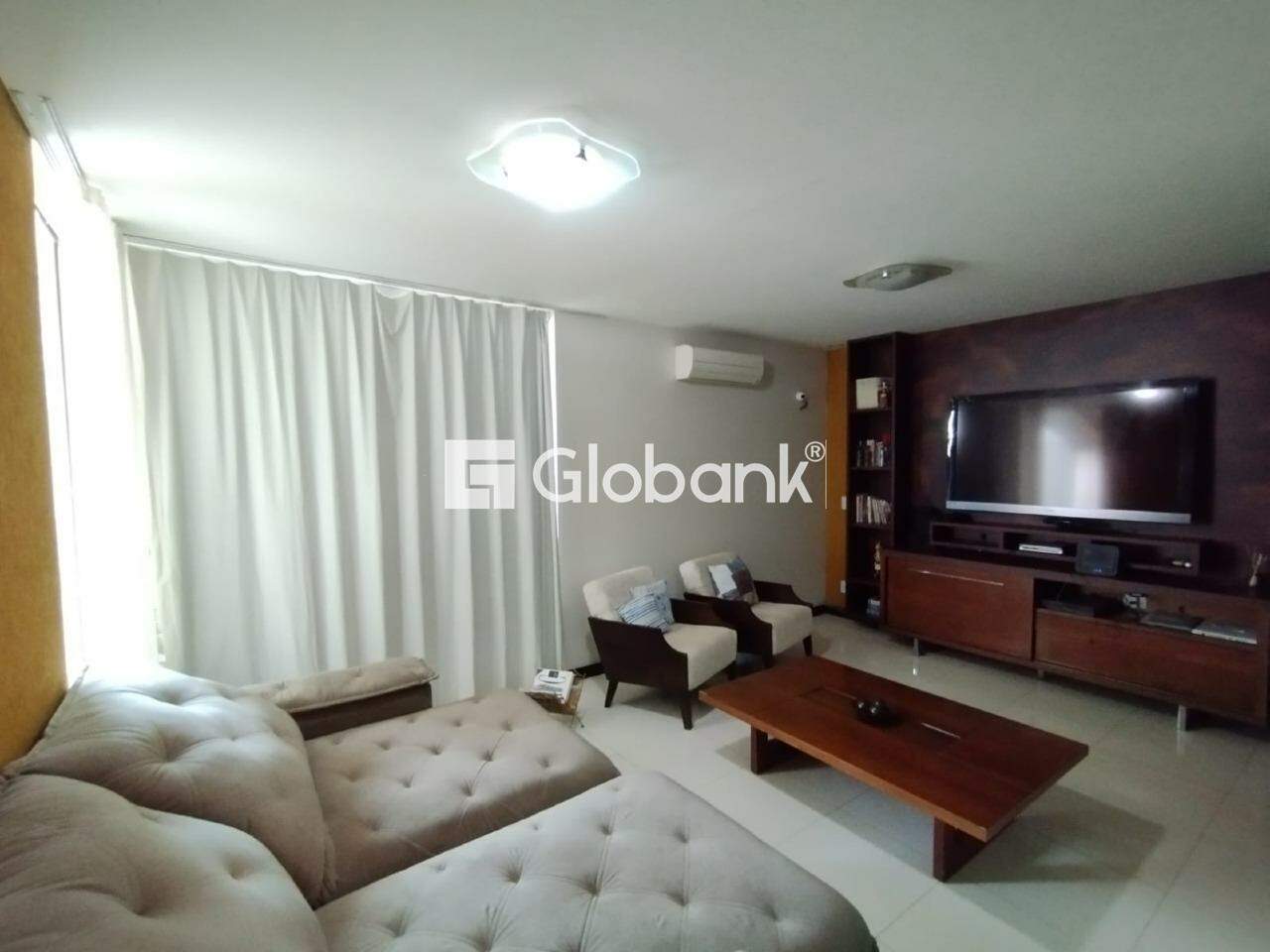 Casa 4 quartos para aluguel Morada do Sol 300m² Montes Claros MG: 