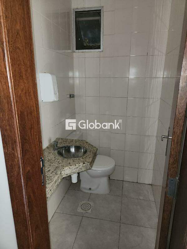 Sala comercial à venda Centro 43,43m² Montes Claros MG: 