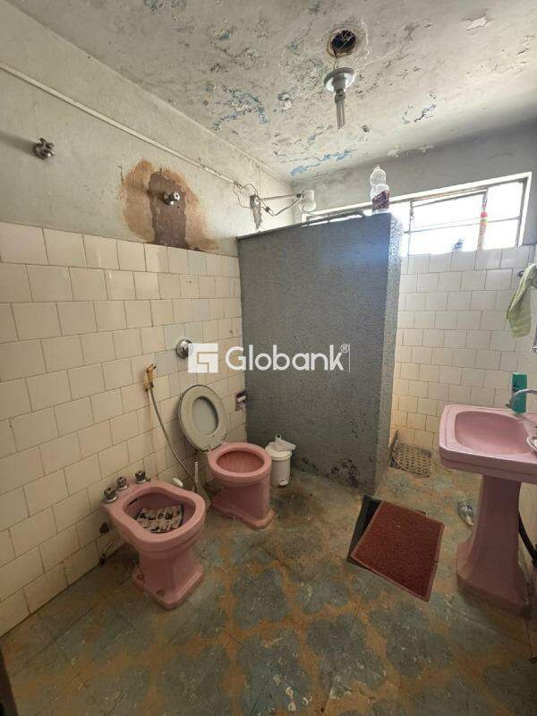 Apartamento 3 quartos à venda Centro 100m² Montes Claros MG: 