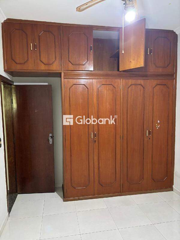 Casa 3 quartos à venda Santa Rita I 206m² Montes Claros MG: 