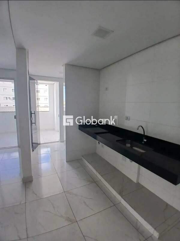Apartamento 3 quartos à venda Planalto 85m² Montes Claros MG: 