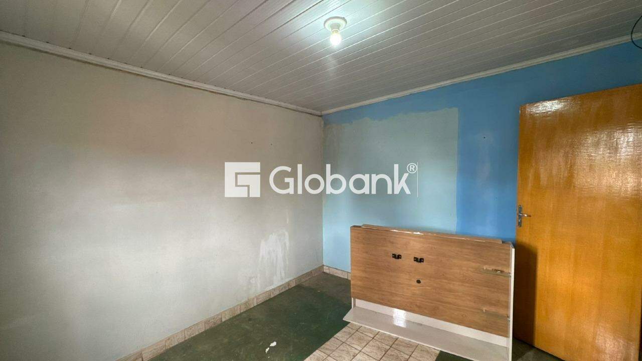 Casa 4 quartos à venda São Geraldo 84m² Montes Claros MG: