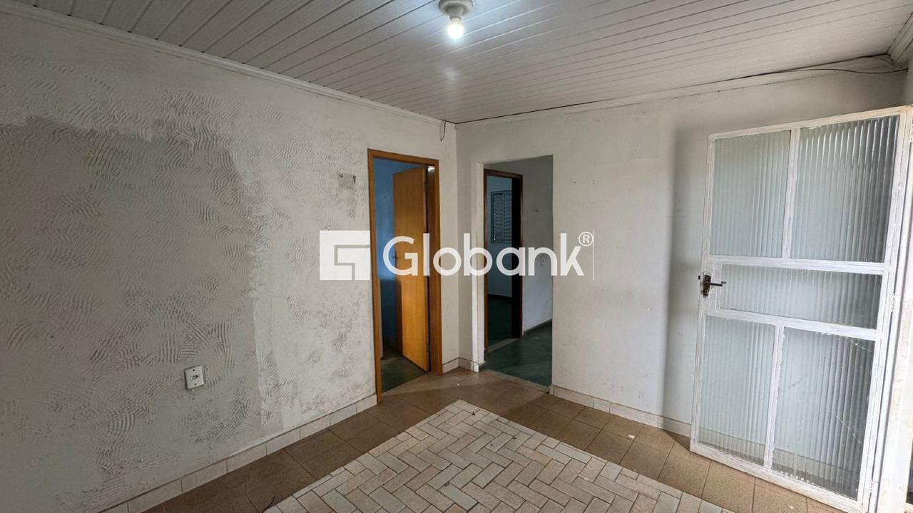 Casa 4 quartos à venda São Geraldo 84m² Montes Claros MG: 