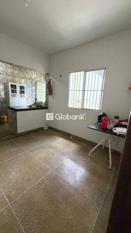 Casa 3 quartos à venda Edgar Pereira 60m² Montes Claros MG: 