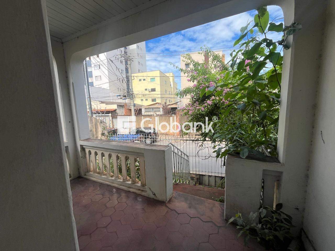 Casa 5 quartos à venda Centro 319m² Montes Claros MG: 