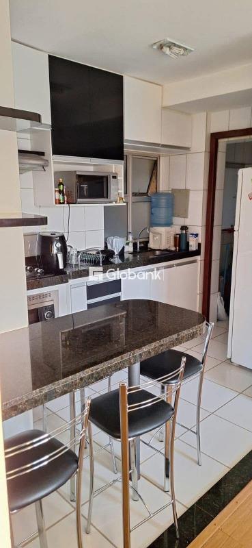 Apartamento 2 quartos à venda Centro 65m² Montes Claros MG: 