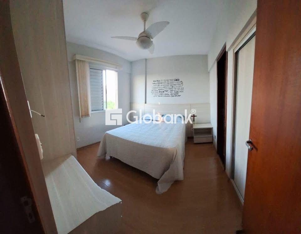 Apartamento 2 quartos à venda Centro 65m² Montes Claros MG: 