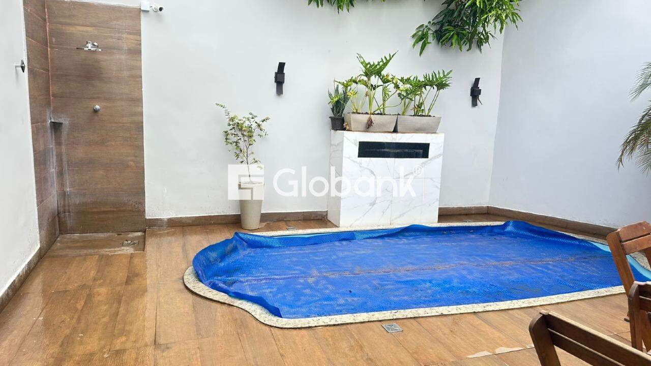 Casa 3 quartos à venda Edgar Pereira 120m² Montes Claros MG: 