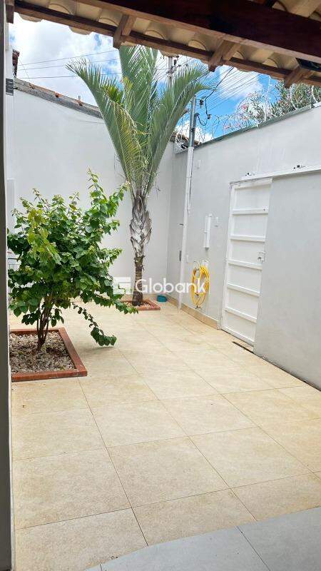 Casa 3 quartos à venda Edgar Pereira 120m² Montes Claros MG: 