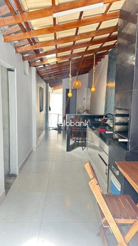 Casa 3 quartos à venda Edgar Pereira 120m² Montes Claros MG: 