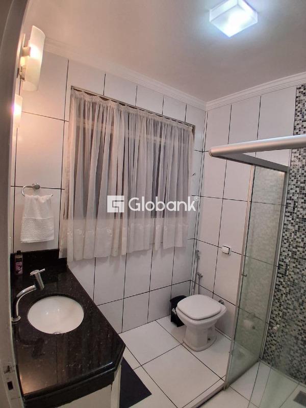 Apartamento 3 quartos à venda Centro 116m² Montes Claros MG: 