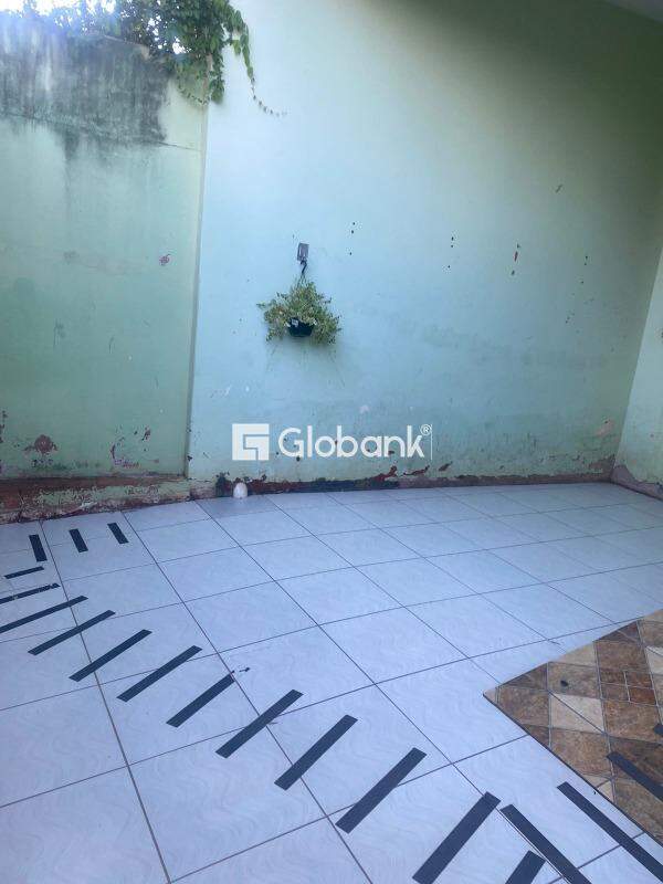 Casa 4 quartos à venda Santa Rita I 140m² Montes Claros MG: 