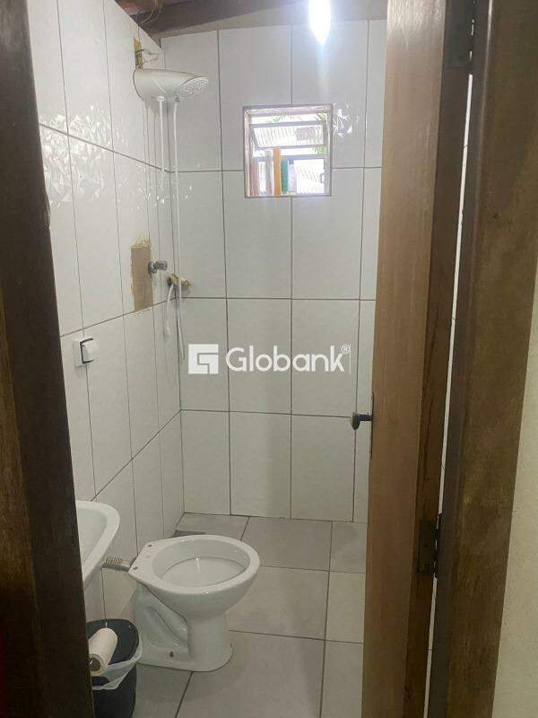 Casa 4 quartos à venda Santa Rita I 140m² Montes Claros MG: 