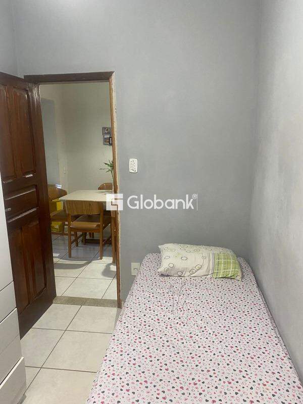 Casa 4 quartos à venda Santa Rita I 140m² Montes Claros MG: 