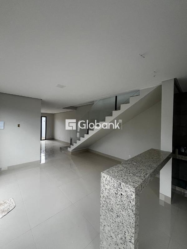 Casa 3 quartos à venda Barcelona Park 170m² Montes Claros MG: 