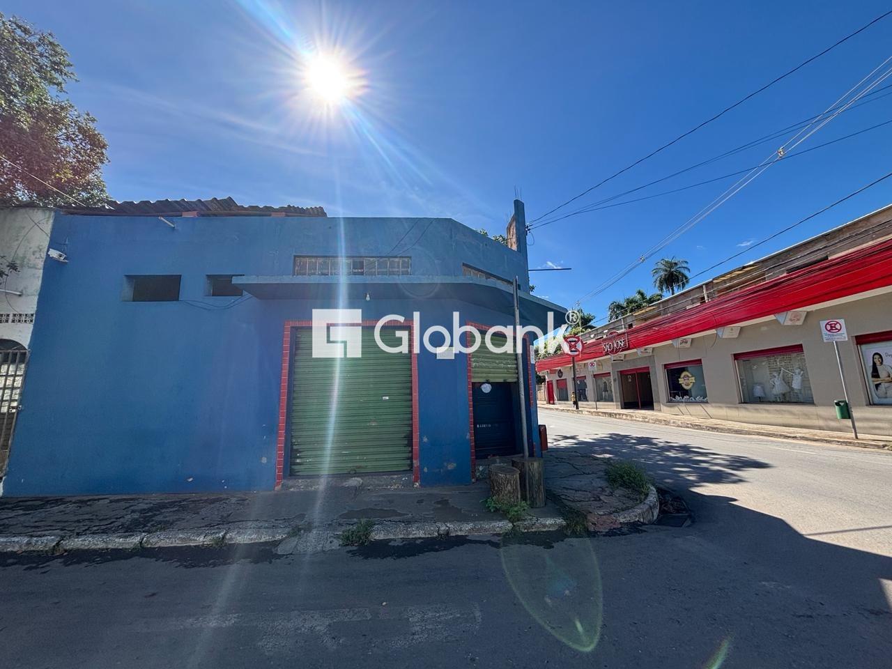 Ponto comercial para aluguel Roxo Verde 80m² Montes Claros MG: Fachada lateral