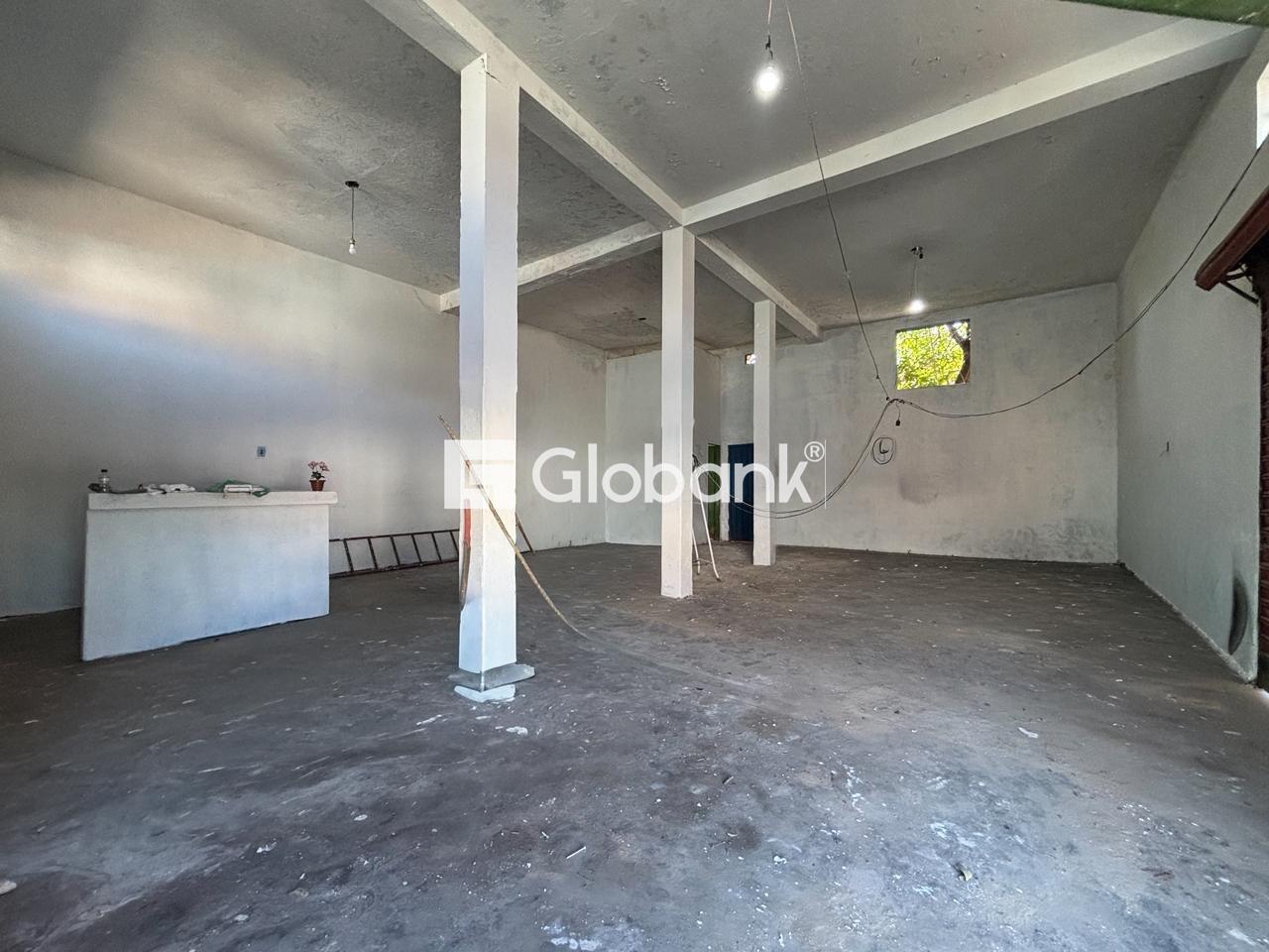 Ponto comercial para aluguel Roxo Verde 80m² Montes Claros MG: Interno