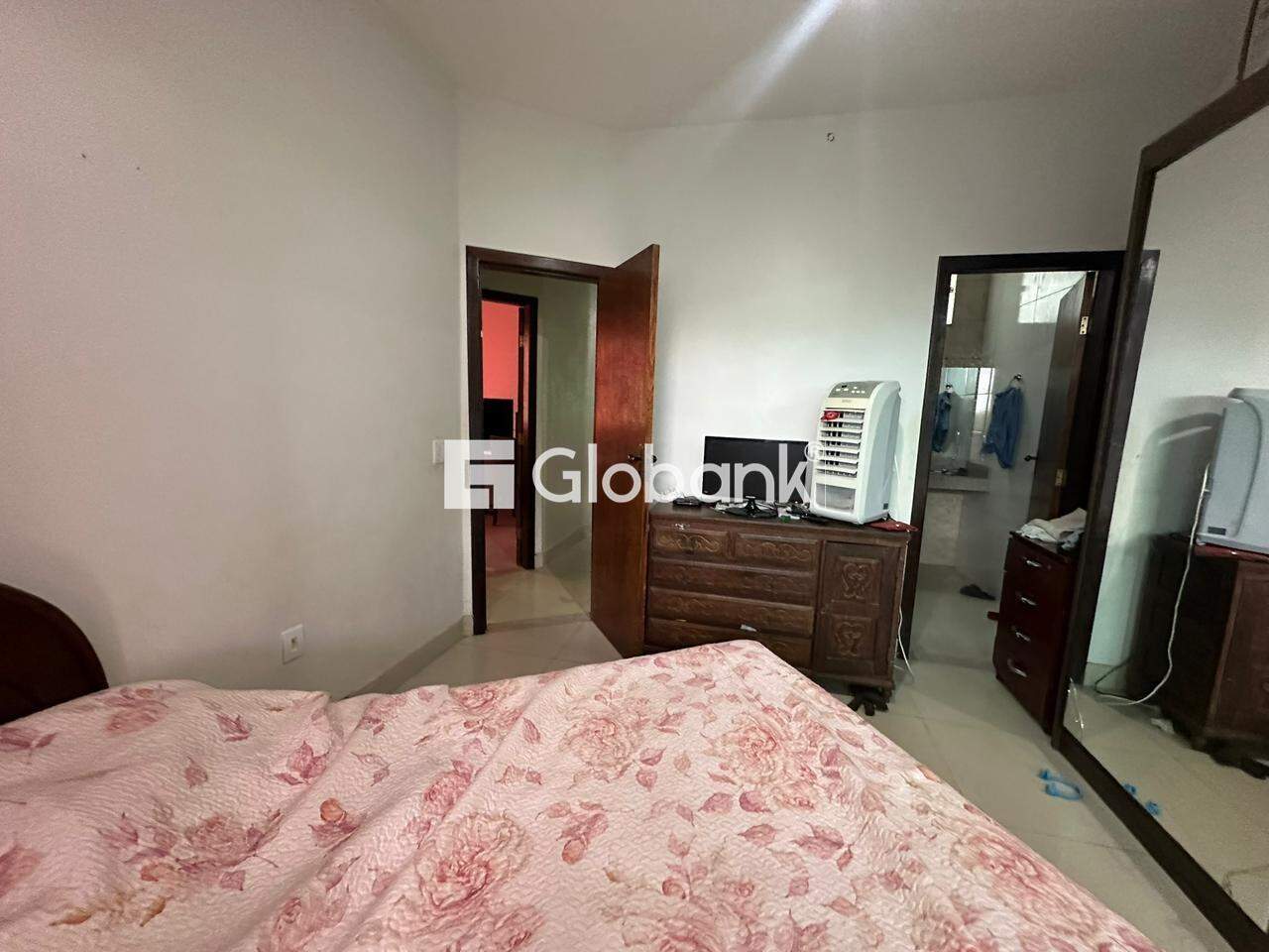 Casa 3 quartos para aluguel Vila Oliveira 98m² Montes Claros MG: 