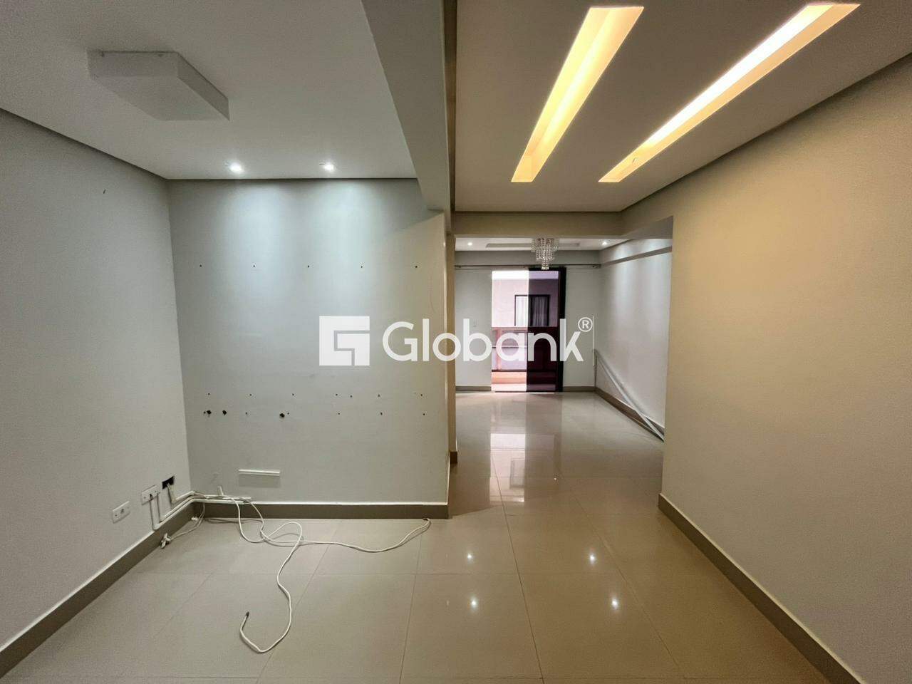 Apartamento 2 quartos para aluguel Funcionários 77m² Montes Claros MG: Sala