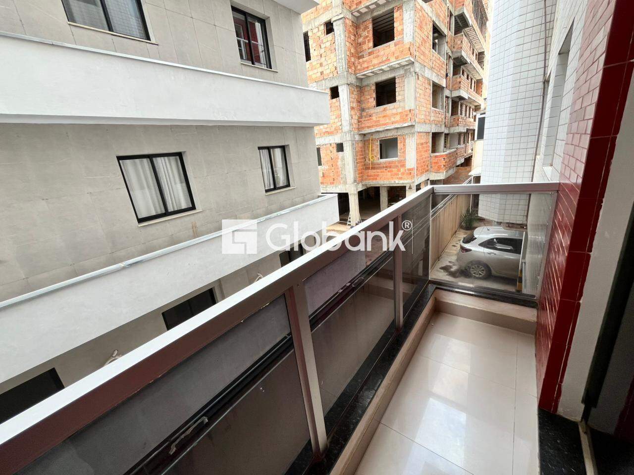 Apartamento 2 quartos para aluguel Funcionários 77m² Montes Claros MG: Sacada