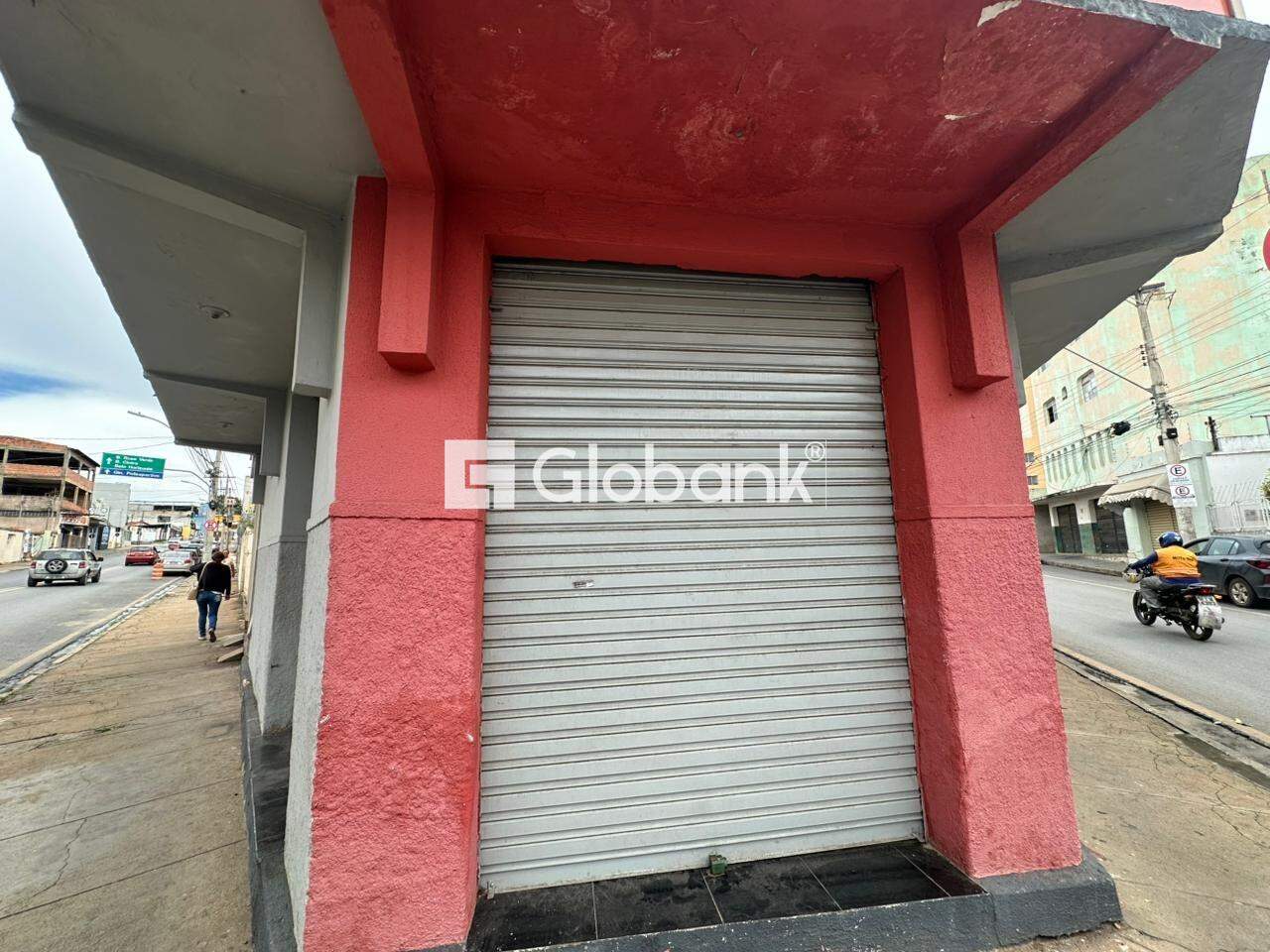 Ponto comercial para aluguel Centro 35m² Montes Claros MG: Fachada