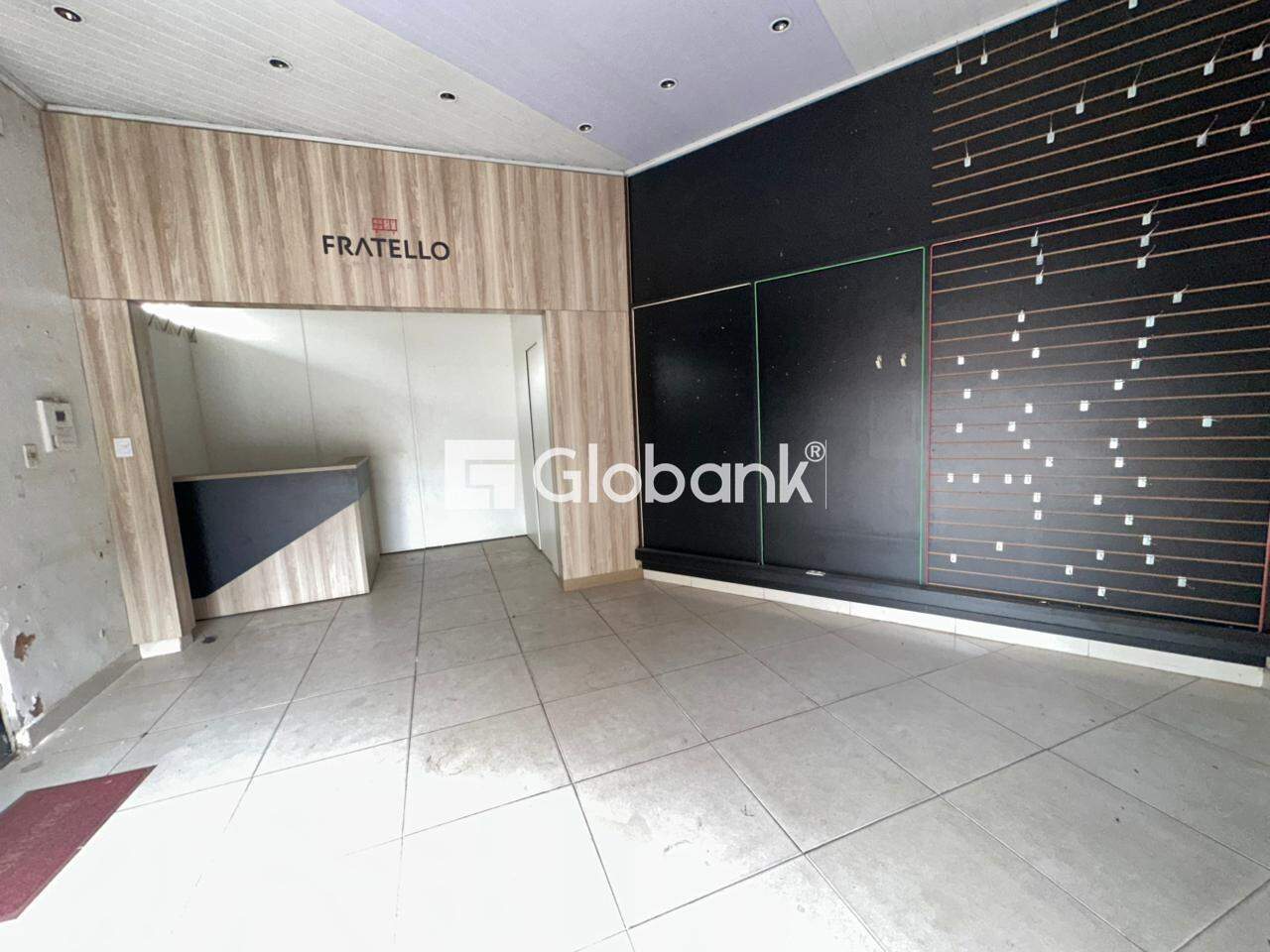 Ponto comercial para aluguel Centro 35m² Montes Claros MG: 
