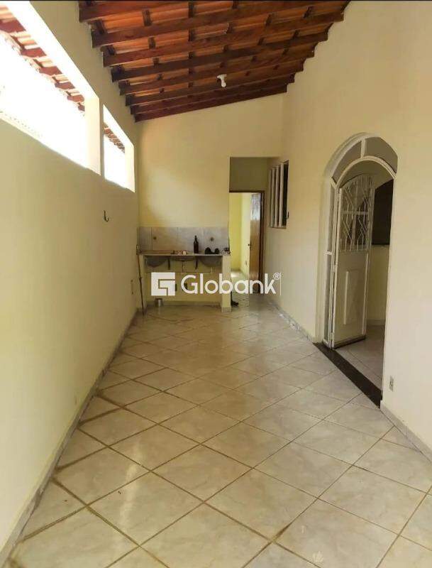 Apartamento 4 quartos à venda Santo Expedito 160m² Montes Claros MG: 