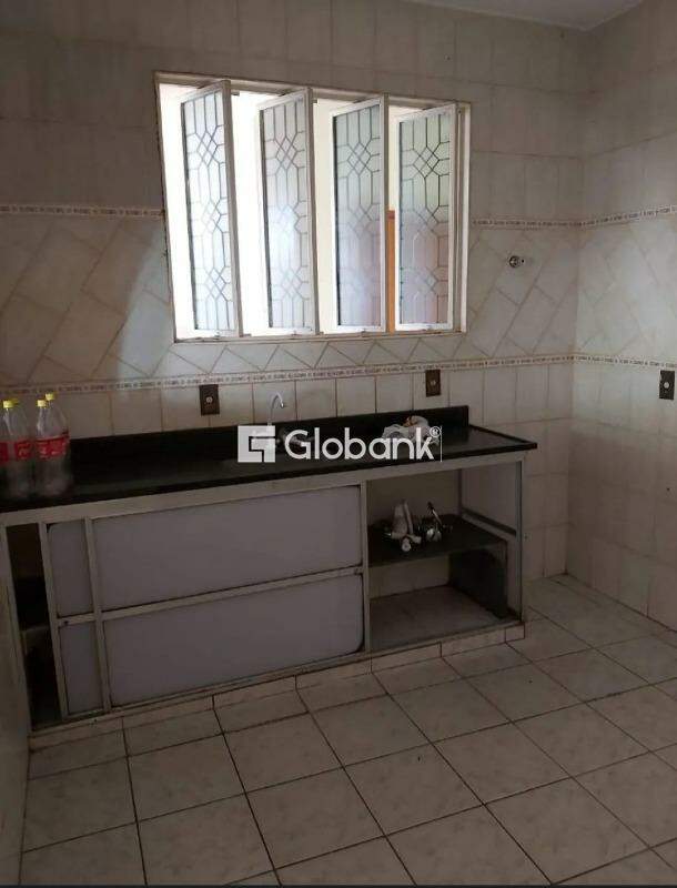 Apartamento 4 quartos à venda Santo Expedito 160m² Montes Claros MG: 