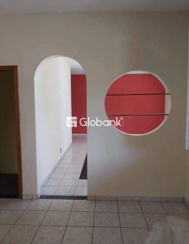 Apartamento 4 quartos à venda Santo Expedito 160m² Montes Claros MG: 