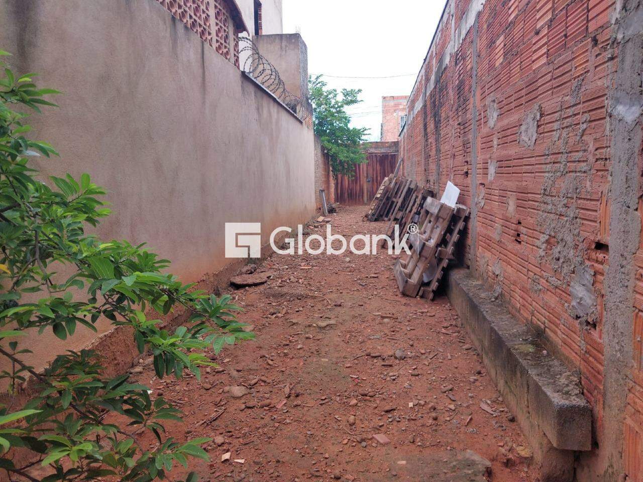 Terreno à venda Major Prates 180m² Montes Claros MG: 