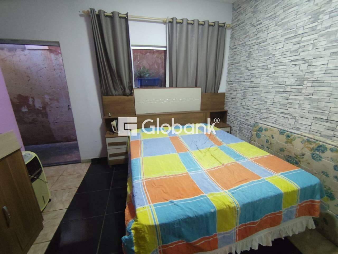 Casa 6 quartos à venda Dona Gregória 200m² Montes Claros MG: 