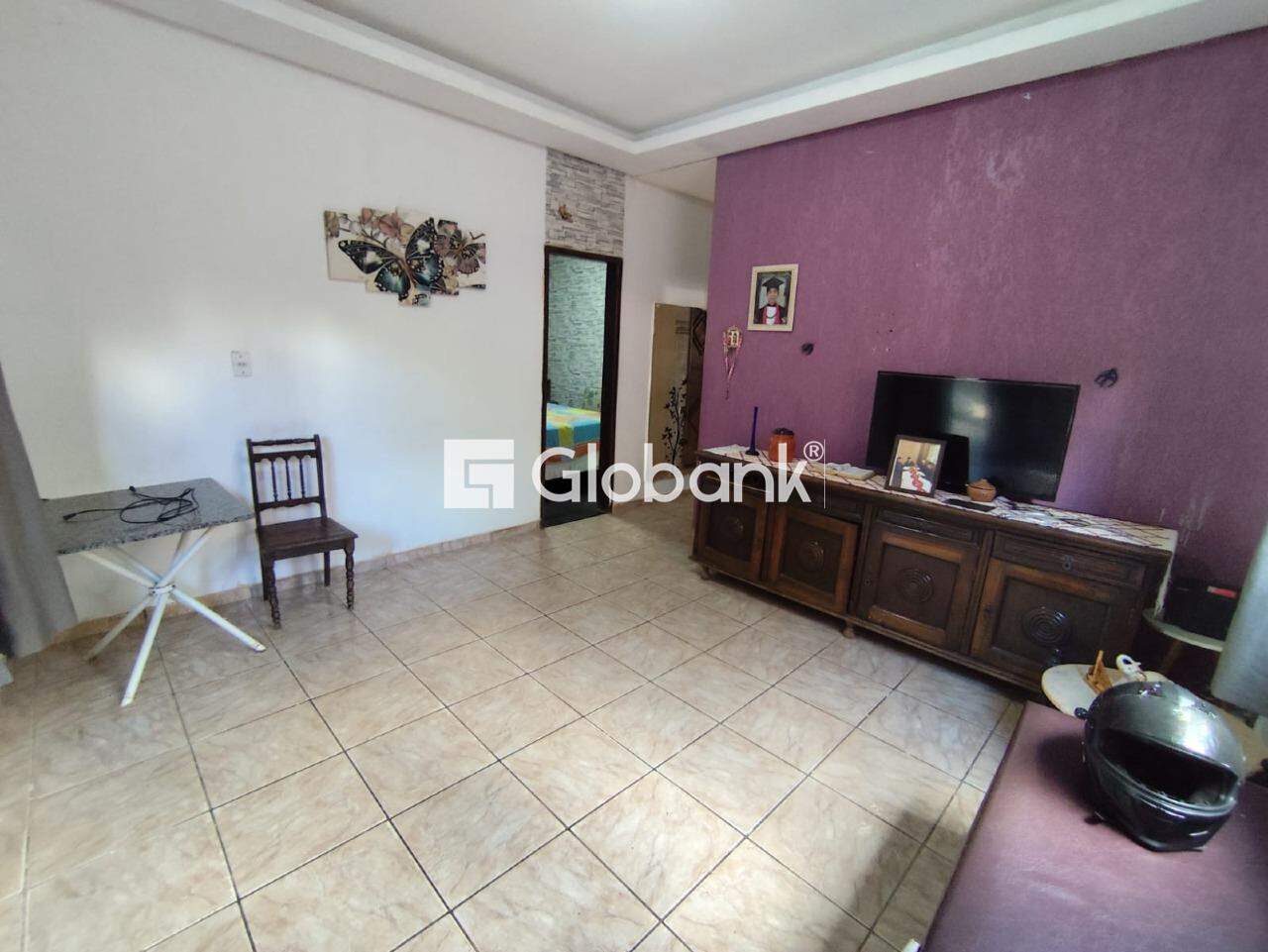 Casa 6 quartos à venda Dona Gregória 200m² Montes Claros MG: 