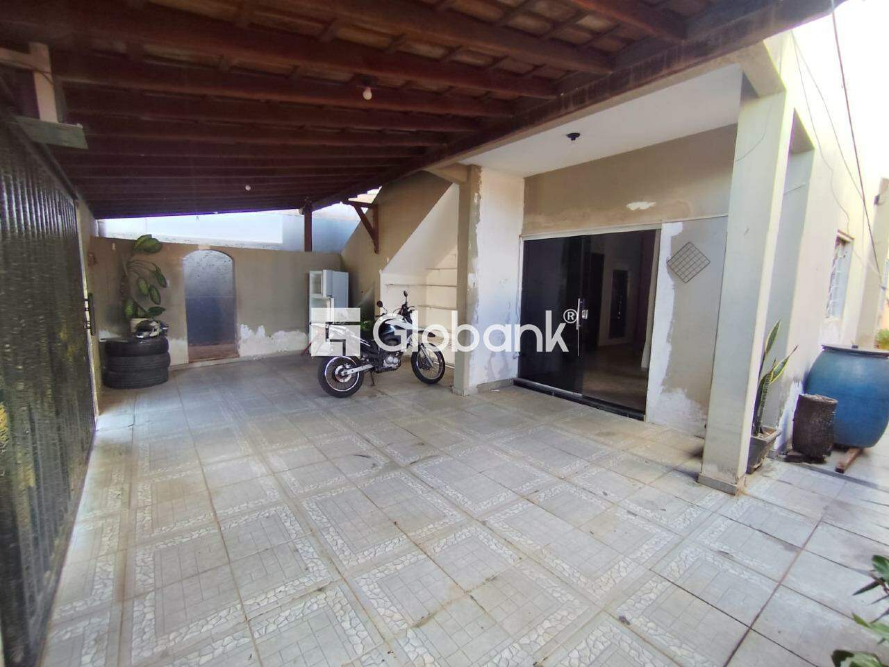 Casa 6 quartos à venda Dona Gregória 200m² Montes Claros MG: 