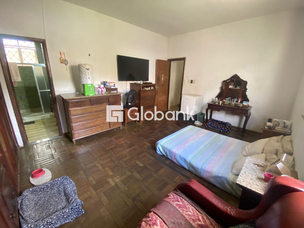 Casa 4 quartos à venda Todos os Santos 550m² Montes Claros MG: 