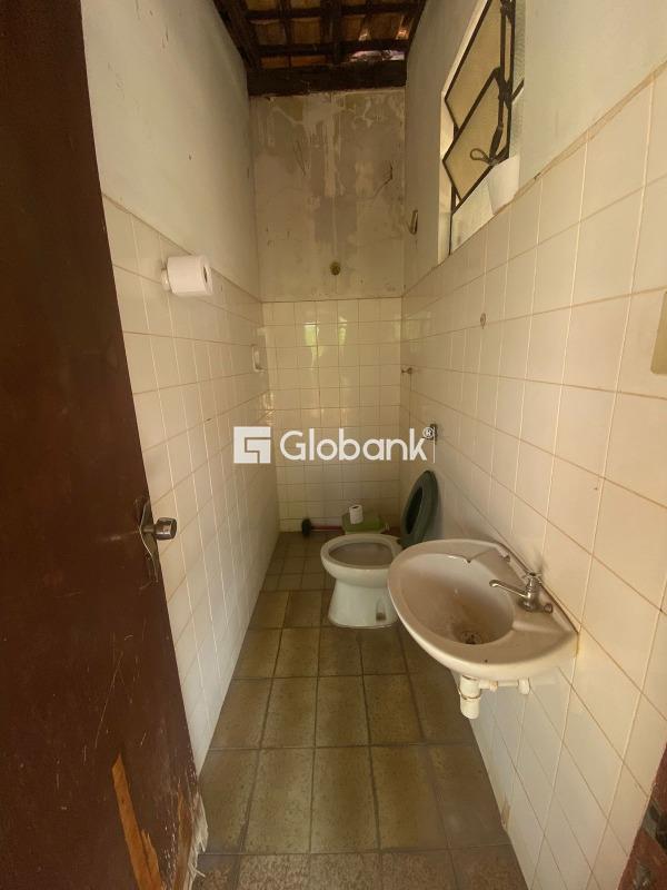 Casa 4 quartos à venda Todos os Santos 550m² Montes Claros MG: 