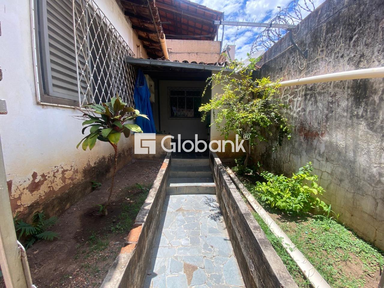 Casa 4 quartos à venda Todos os Santos 550m² Montes Claros MG: 