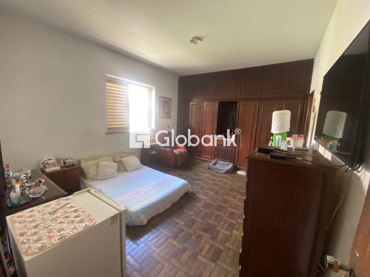 Casa 4 quartos à venda Todos os Santos 550m² Montes Claros MG: 