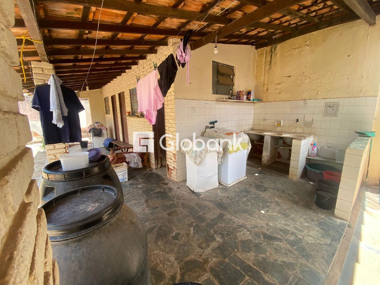 Casa 4 quartos à venda Todos os Santos 550m² Montes Claros MG: 