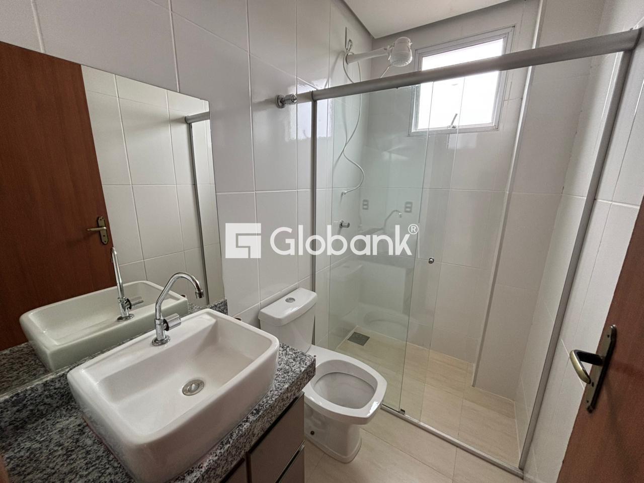Apartamento 2 quartos para aluguel Raul Lourenço 63m² Montes Claros MG: Banheiro social