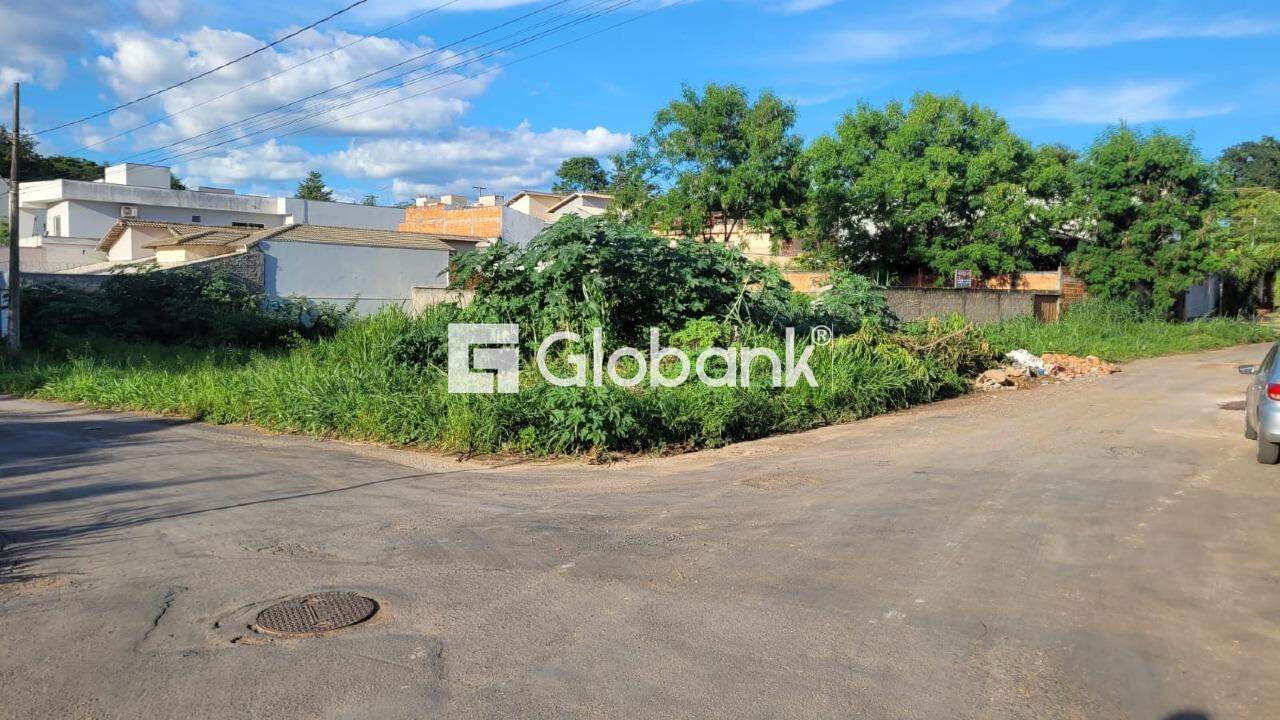 Terreno à venda Jaraguá 495m² Montes Claros MG: 