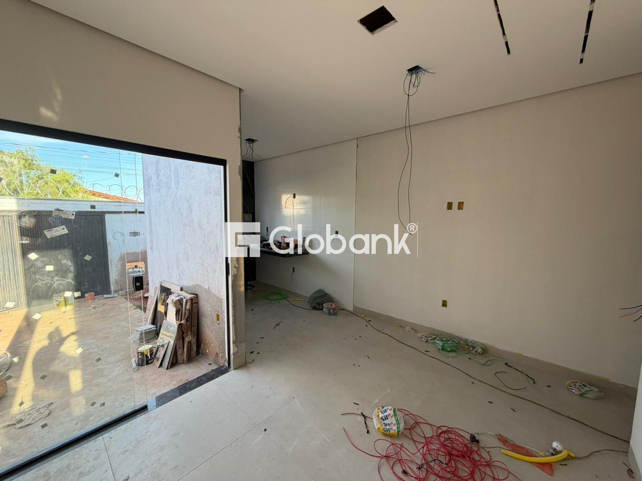 Casa 3 quartos à venda Independência 55m² Montes Claros MG: 