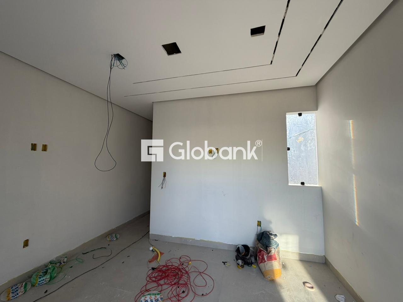 Casa 3 quartos à venda Independência 55m² Montes Claros MG: 